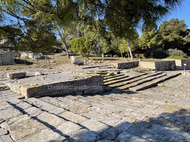 Knossos theater