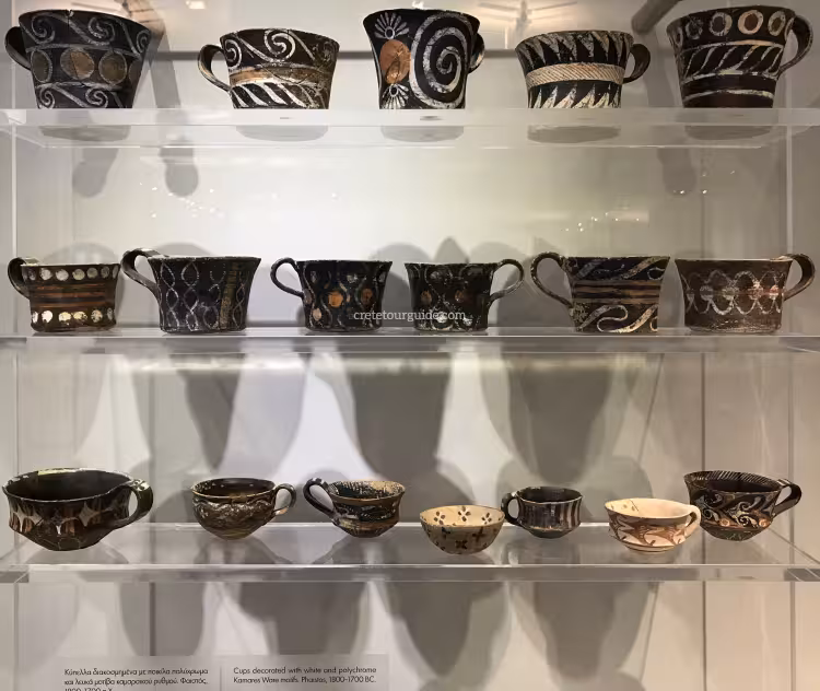 Kamares style Minoan pottery